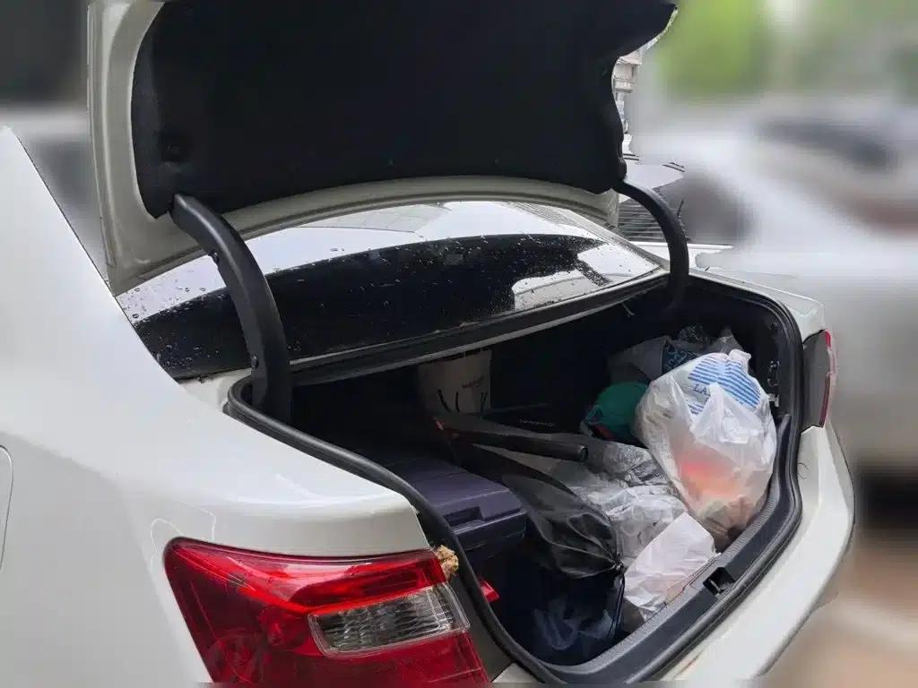 2013 Camry 2.5G Comfort Edition — миниатюра 16