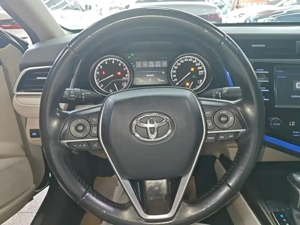 2018 Camry 2.0G Luxury Edition — миниатюра 11