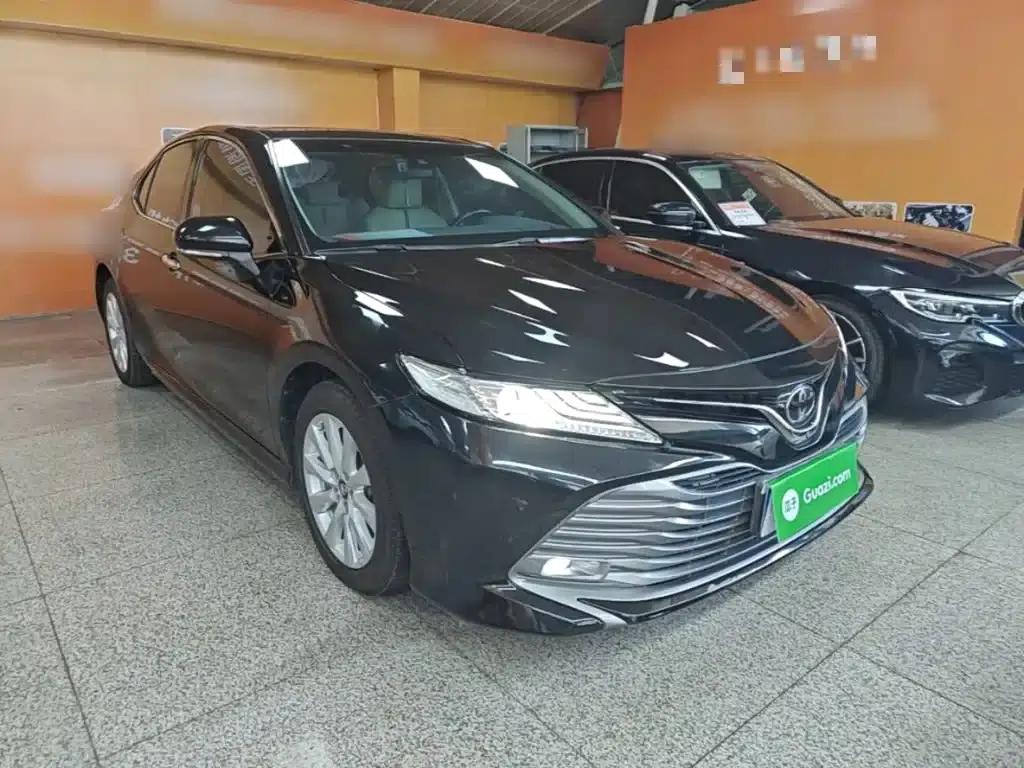 2018 Camry 2.0G Luxury Edition — миниатюра 4