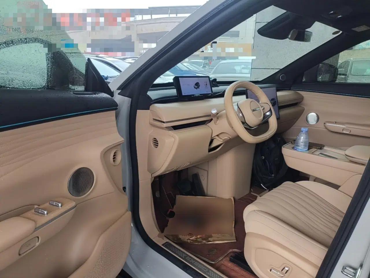 EXEED Star Era ET 2024 Extended-Range 240 Ultra All-Wheel Drive — миниатюра 18