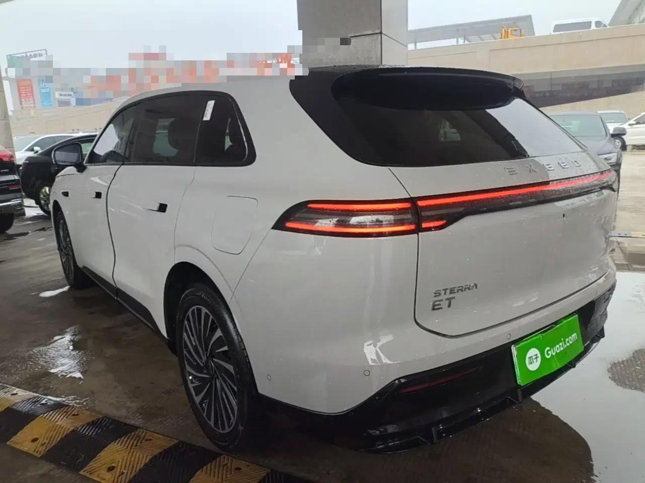 EXEED Star Era ET 2024 Extended-Range 240 Ultra All-Wheel Drive — миниатюра 4