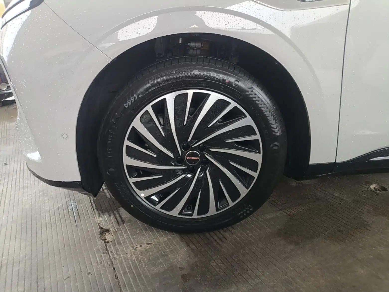 EXEED Star Era ET 2024 Extended-Range 240 Ultra All-Wheel Drive — миниатюра 10