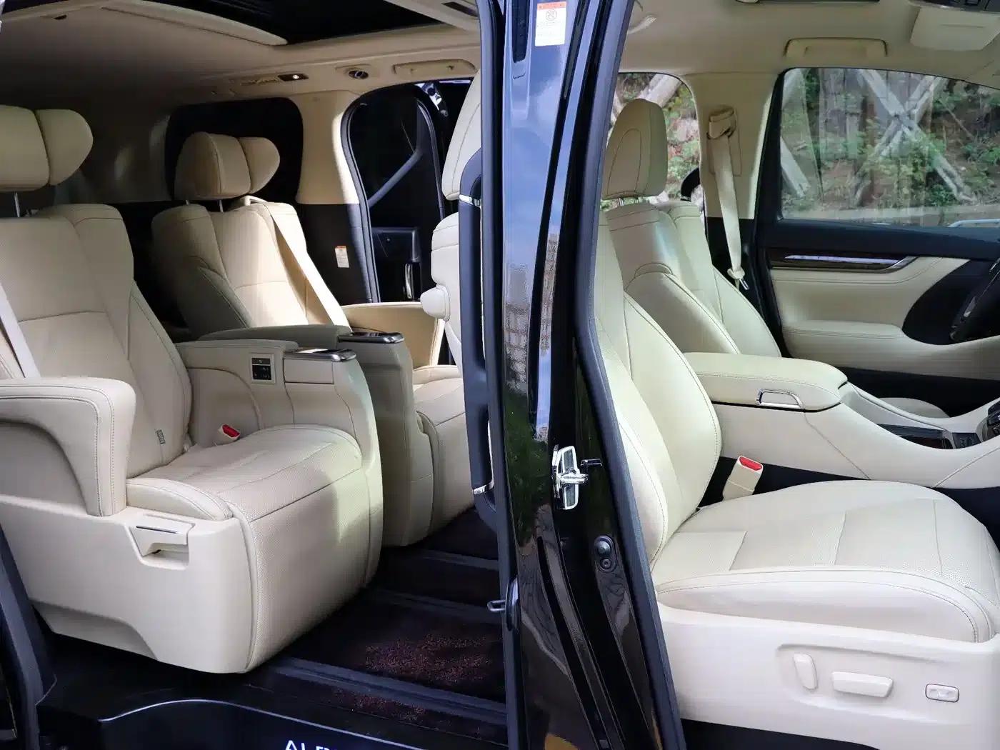 2021 Alphard Hybrid 2.5L Luxury Edition — миниатюра 13