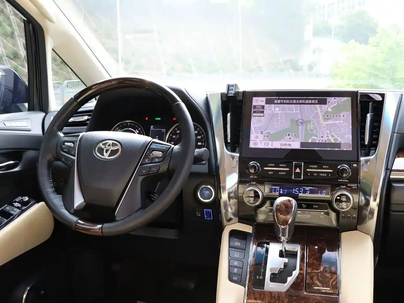 2021 Alphard Hybrid 2.5L Luxury Edition — миниатюра 16