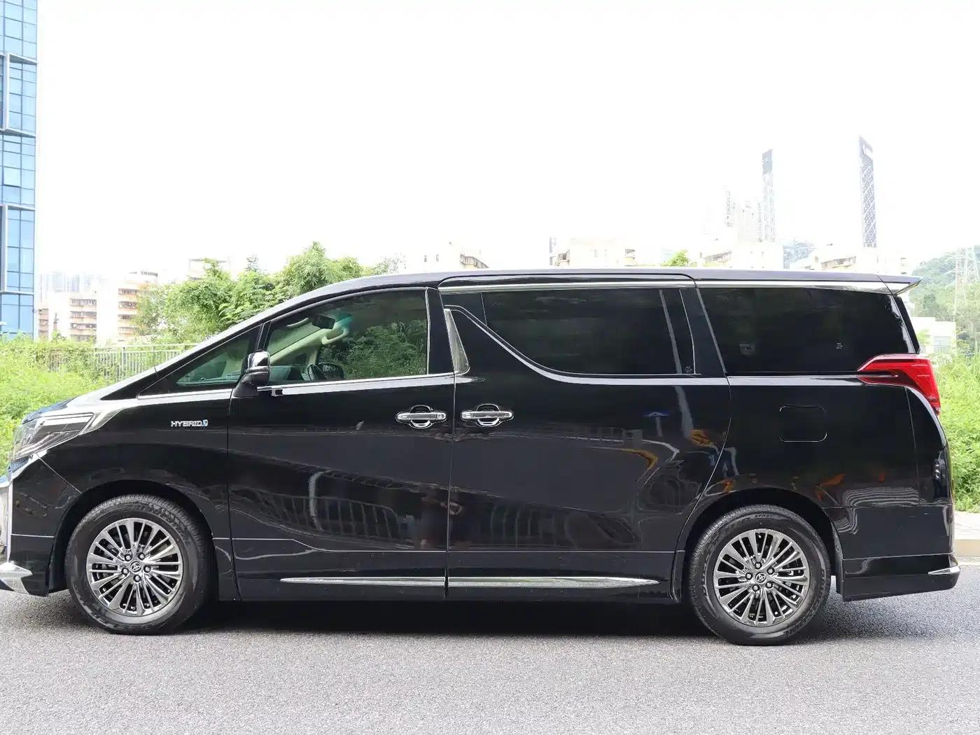 2021 Alphard Hybrid 2.5L Luxury Edition — миниатюра 7