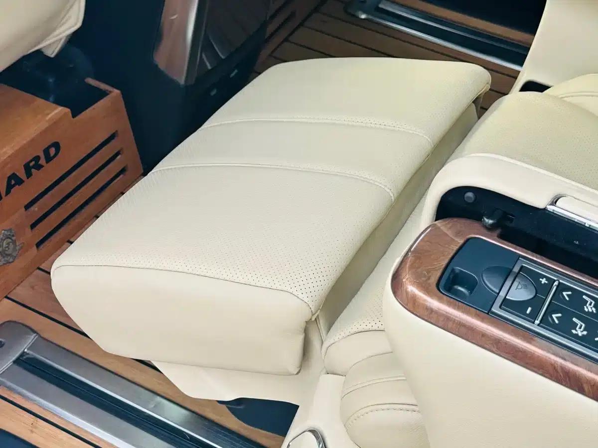 2018 Alphard 3.5L Premium Edition — миниатюра 16
