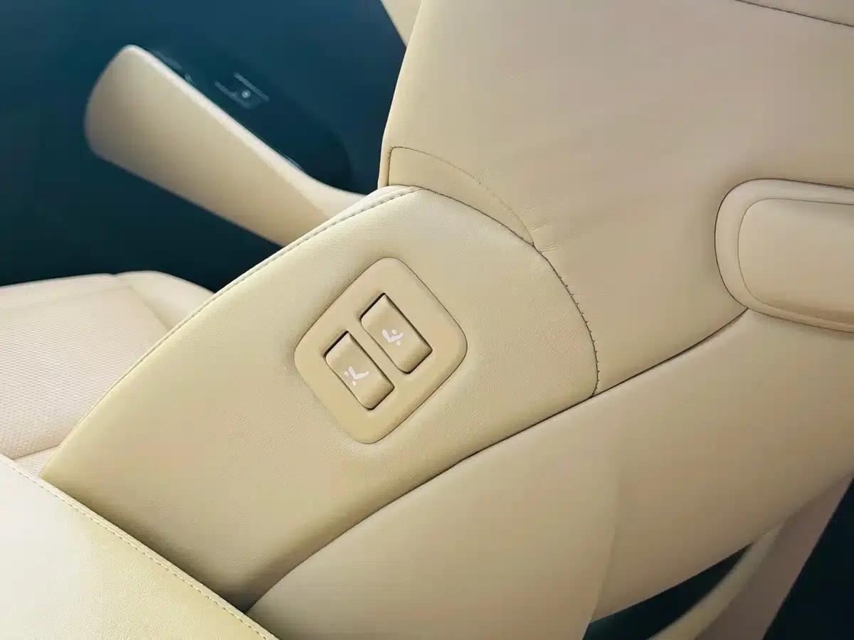 2018 Alphard 3.5L Premium Edition — миниатюра 17