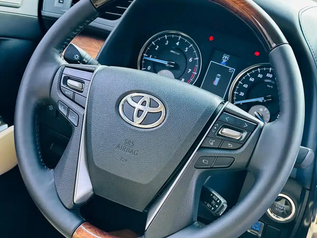 2018 Alphard 3.5L Premium Edition — миниатюра 22