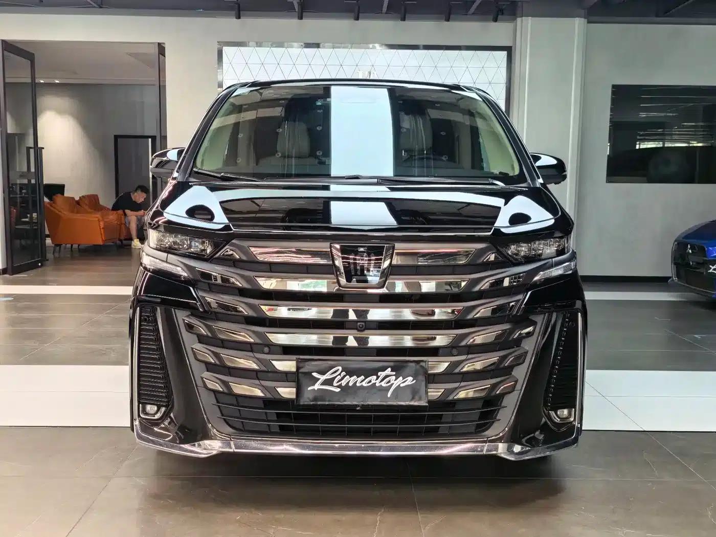 2024 Alphard Hybrid 2.5L Premium Edition — миниатюра 2