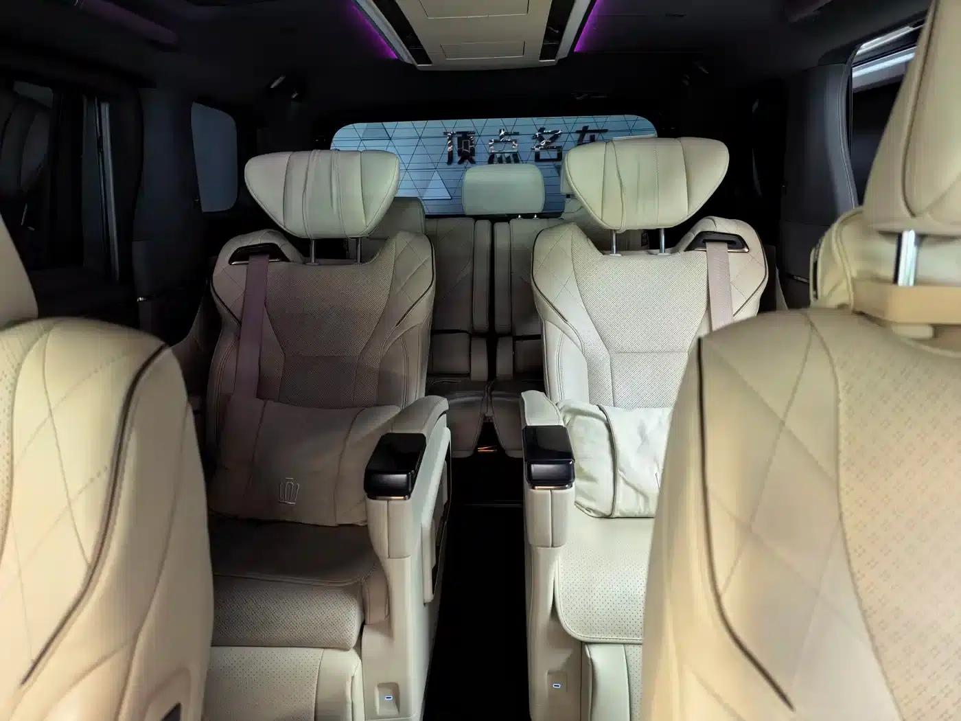 2024 Alphard Hybrid 2.5L Premium Edition — миниатюра 7