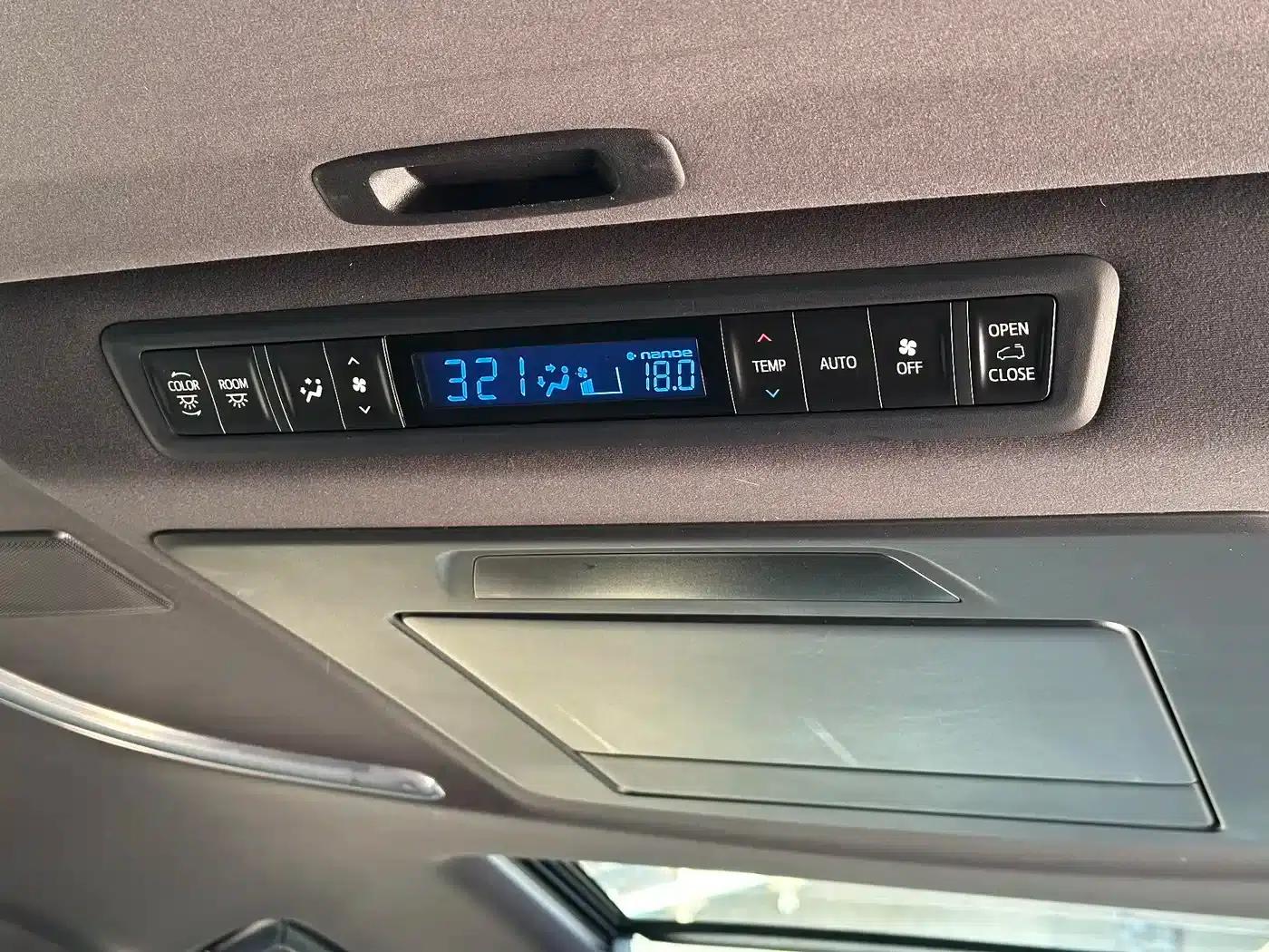 2015 Alphard 3.5L Premium Edition — миниатюра 27
