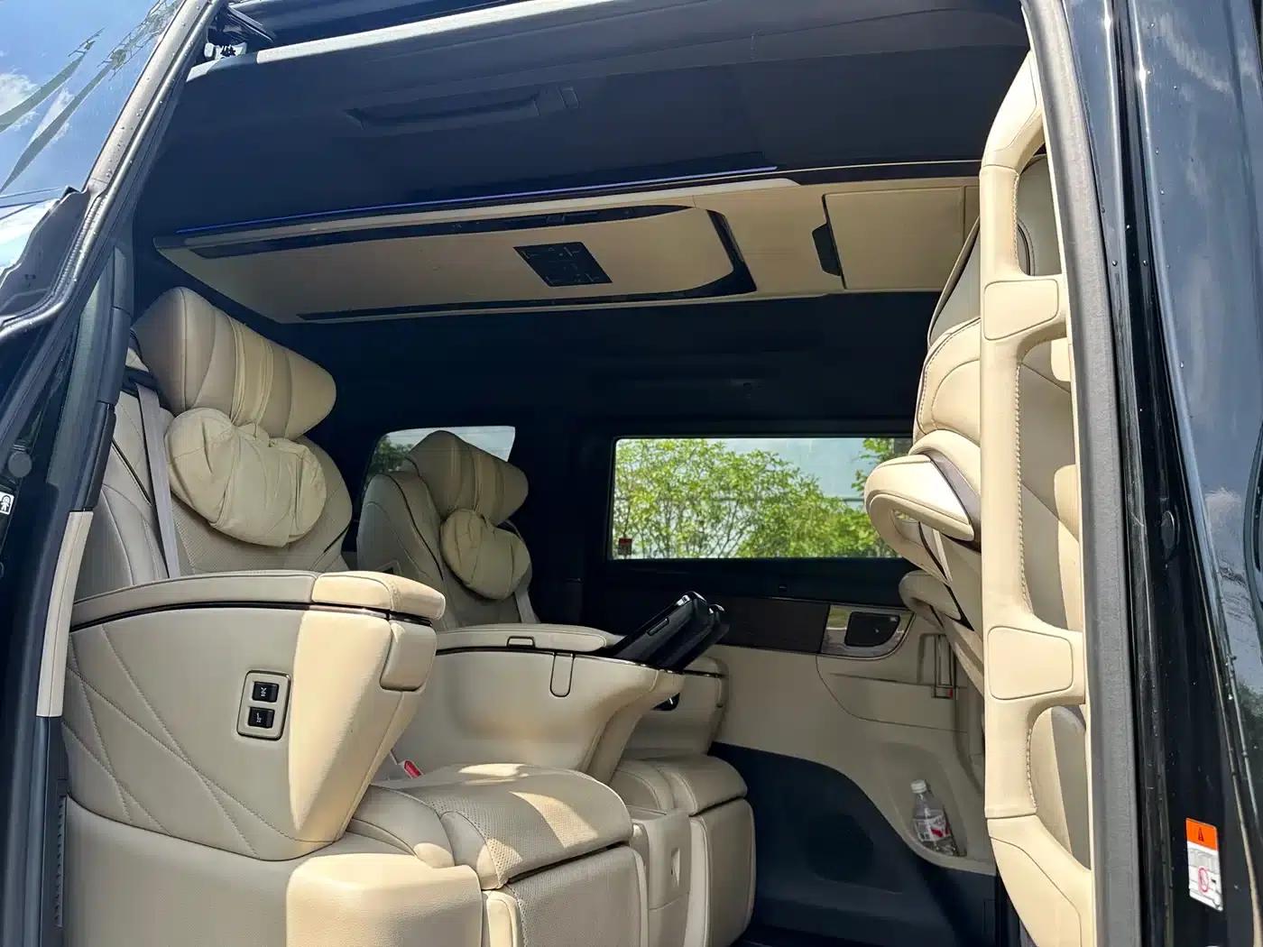 2023 Alphard Hybrid 2.5L Premium Gold Edition — миниатюра 14