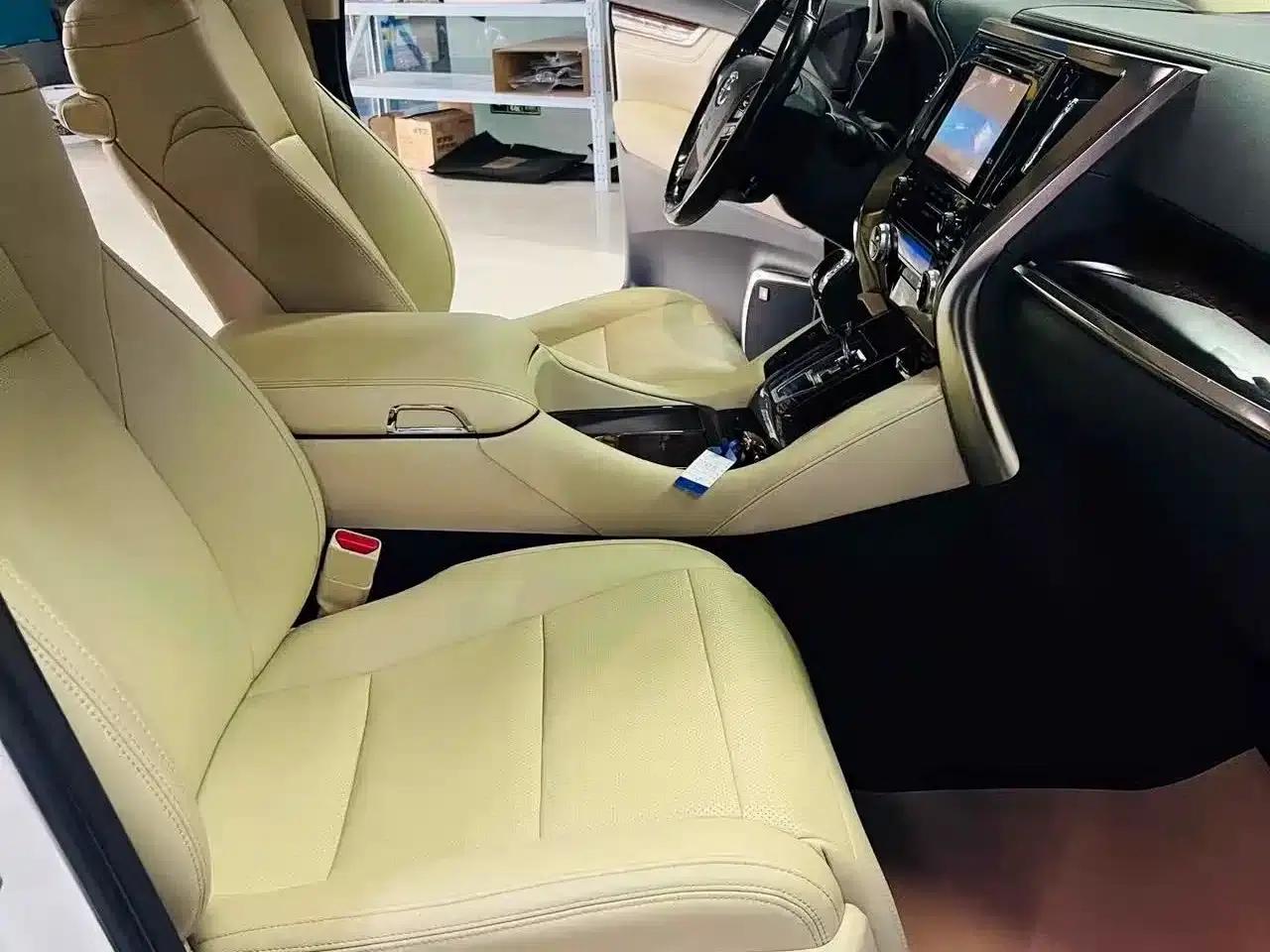 2015 Alphard 3.5L Luxury Edition — миниатюра 13