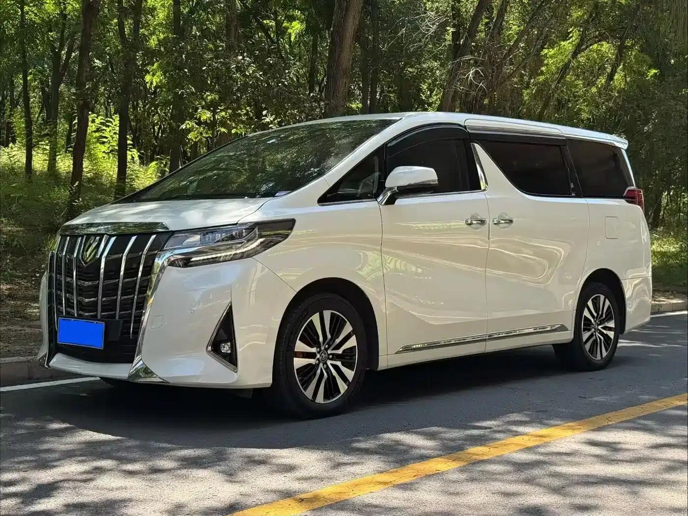 2018 Alphard Facelift 3.5L Premium Edition — миниатюра 1