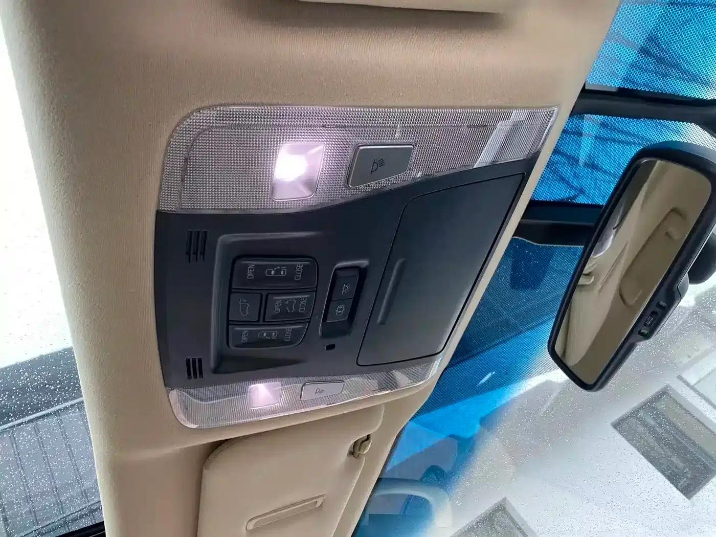 2018 Alphard Facelift 3.5L Premium Edition — миниатюра 17