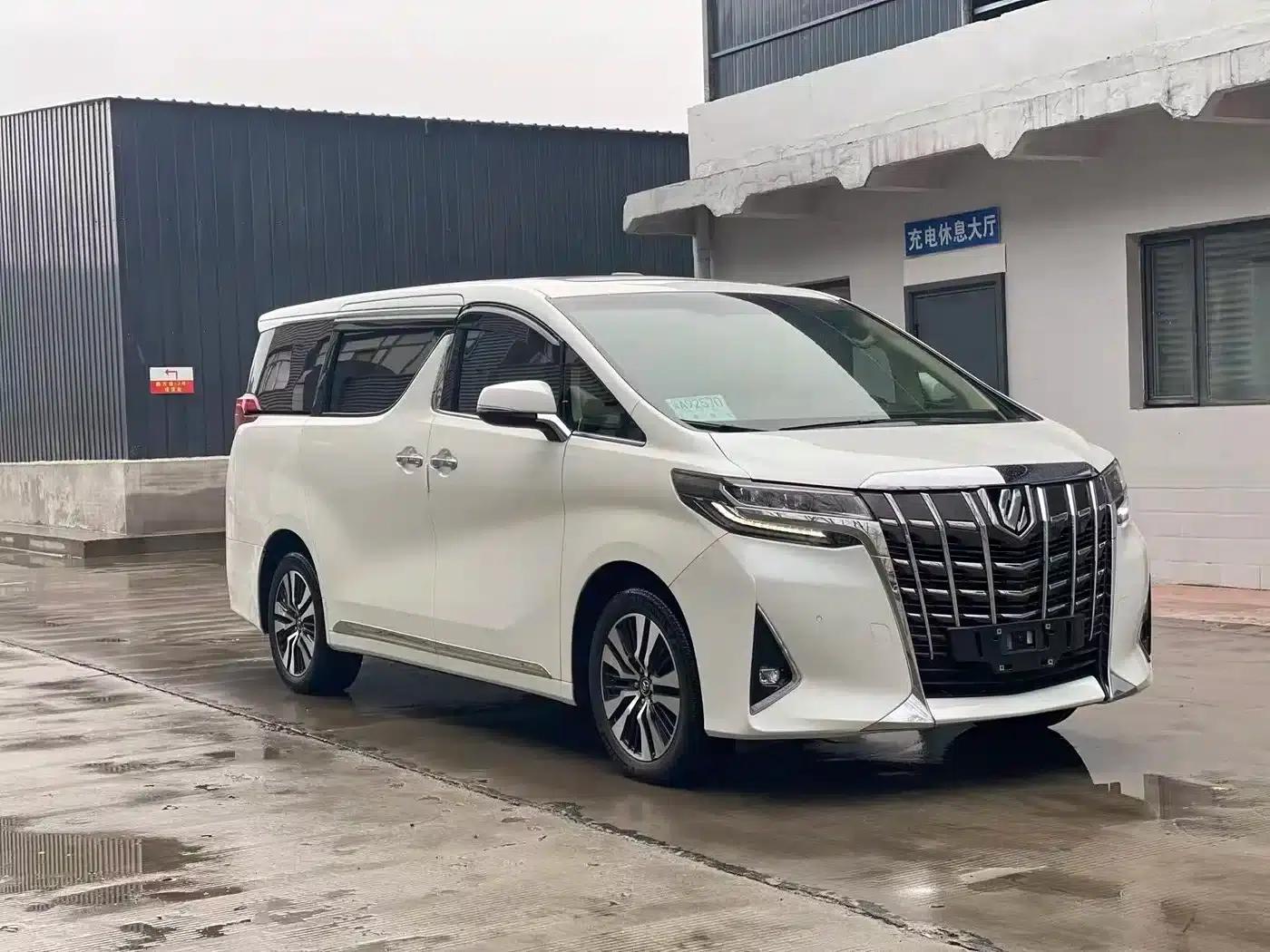 2018 Alphard Facelift 3.5L Premium Edition — миниатюра 4