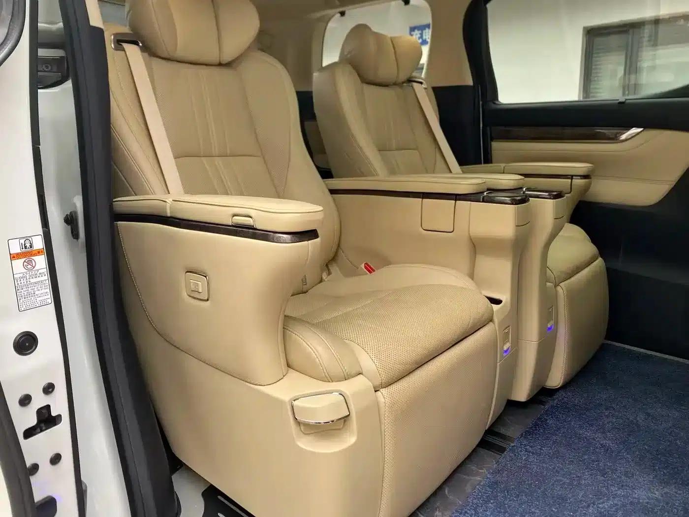 2018 Alphard Facelift 3.5L Premium Edition — миниатюра 7