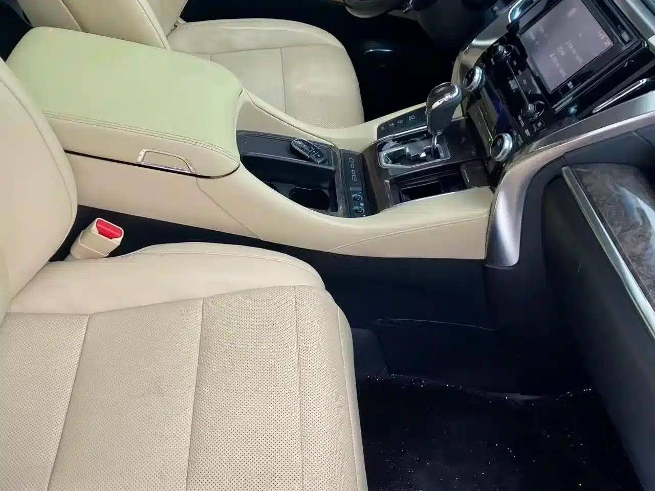 2018 Alphard Facelift 3.5L Premium Edition — миниатюра 9