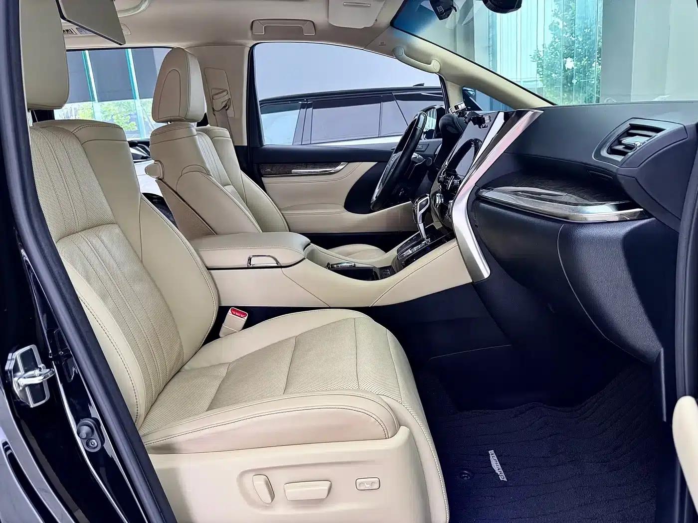 2021 Alphard Hybrid 2.5L Premium Edition — миниатюра 11