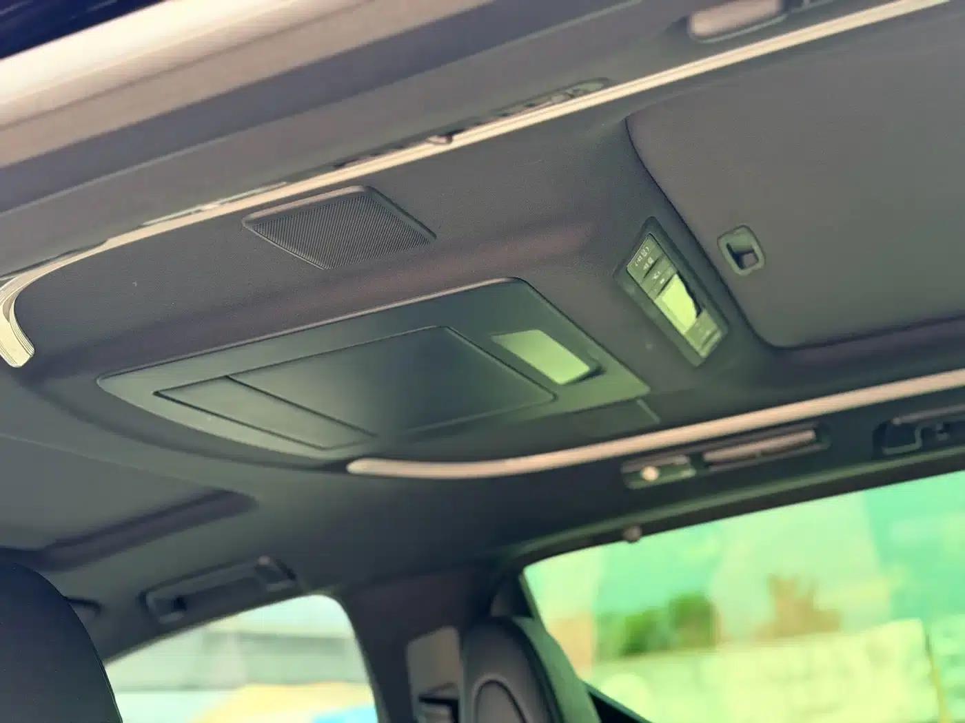 2023 Alphard Hybrid 2.5L Premium Gold Edition — миниатюра 6