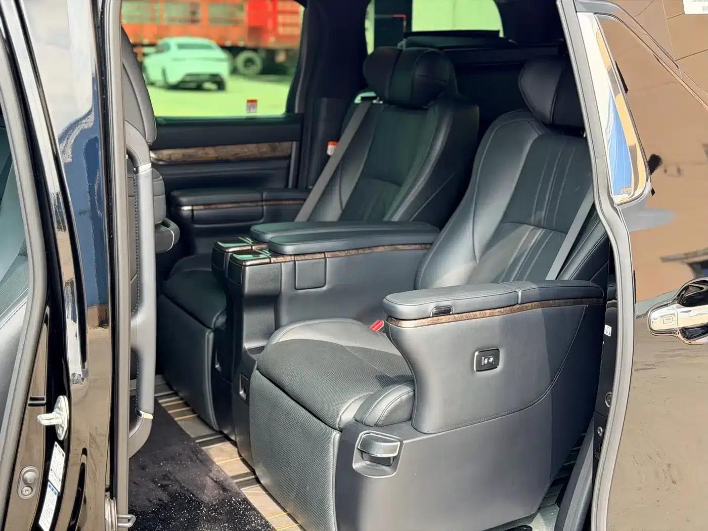 2023 Alphard Hybrid 2.5L Premium Gold Edition — миниатюра 9