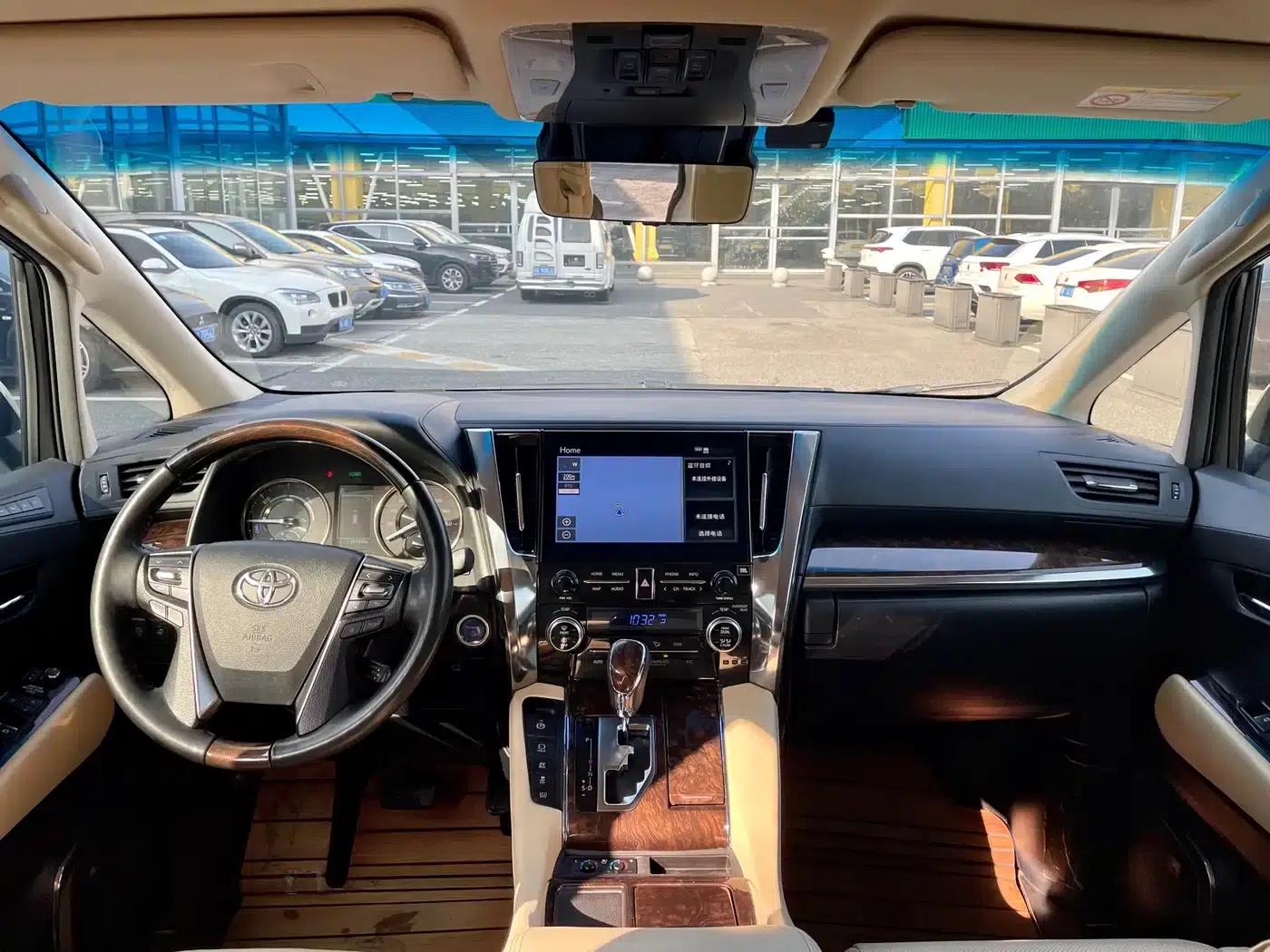 2020 Alphard Hybrid 2.5L Luxury Edition — миниатюра 5