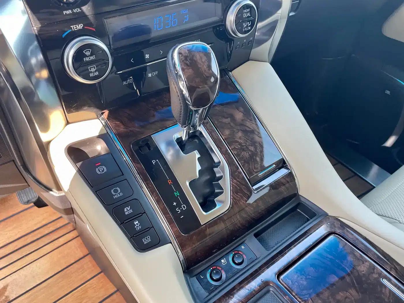 2020 Alphard Hybrid 2.5L Luxury Edition — миниатюра 7