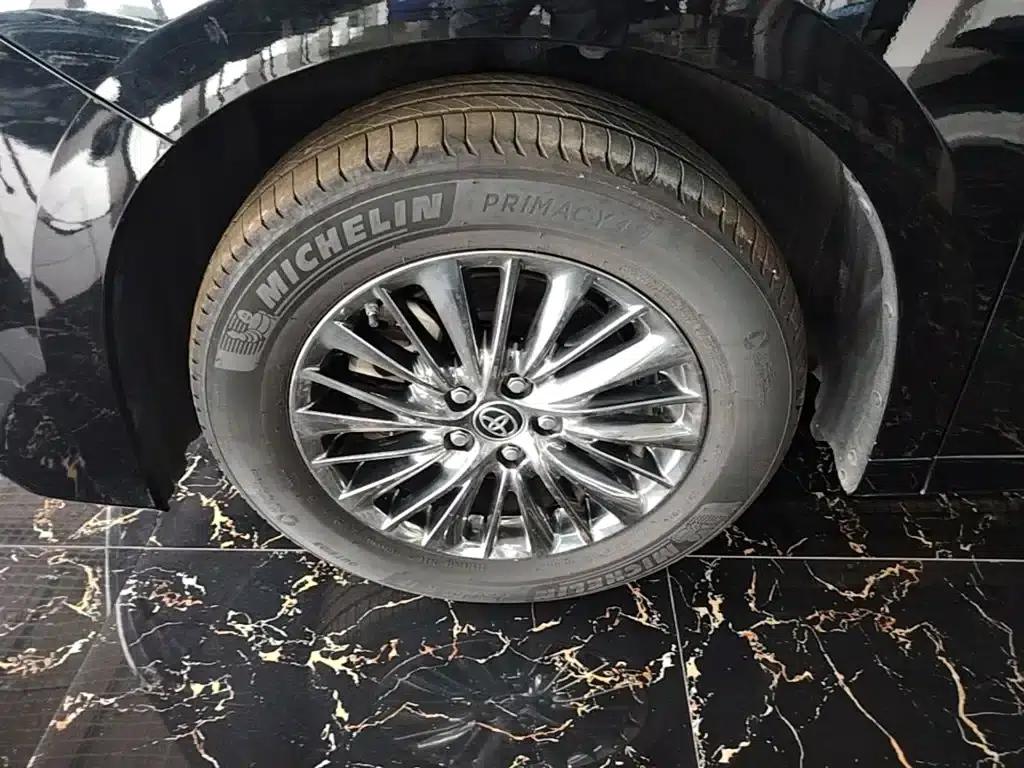 2021 Alphard Hybrid 2.5L Luxury Edition — миниатюра 23