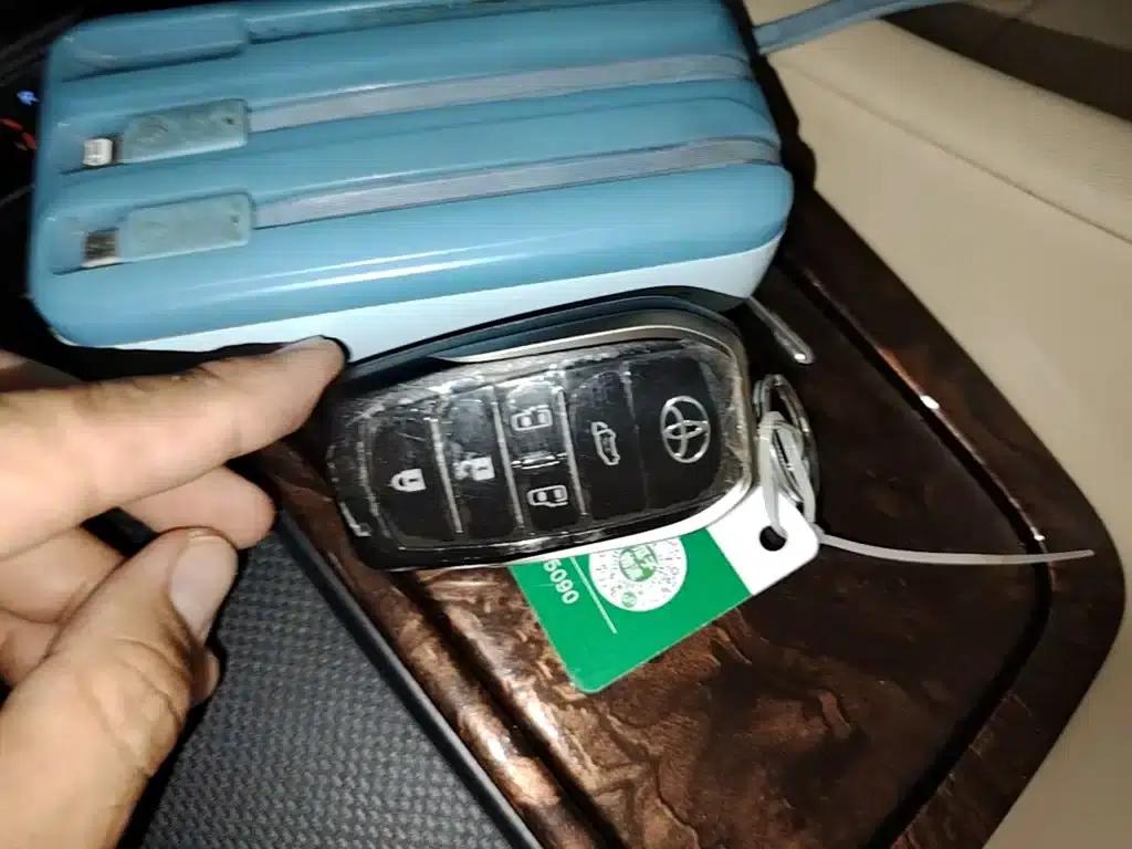 2021 Alphard Hybrid 2.5L Luxury Edition — миниатюра 9