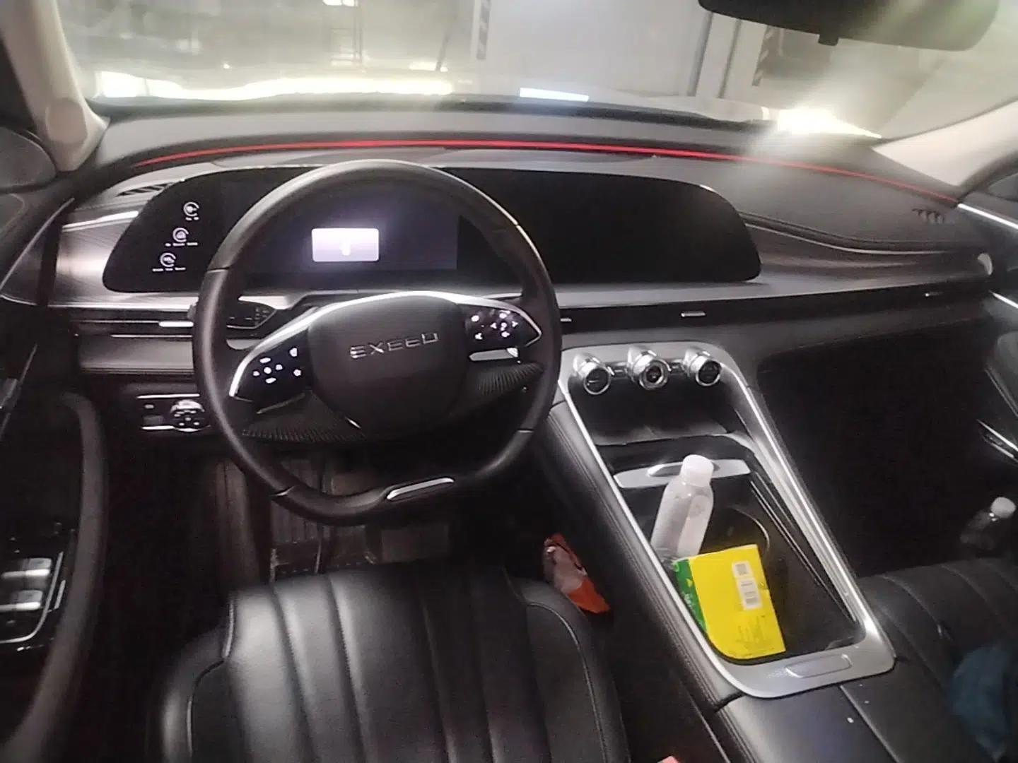 EXEED Lingyun 2024 300T Two-Wheel Drive Starlight Edition — миниатюра 12