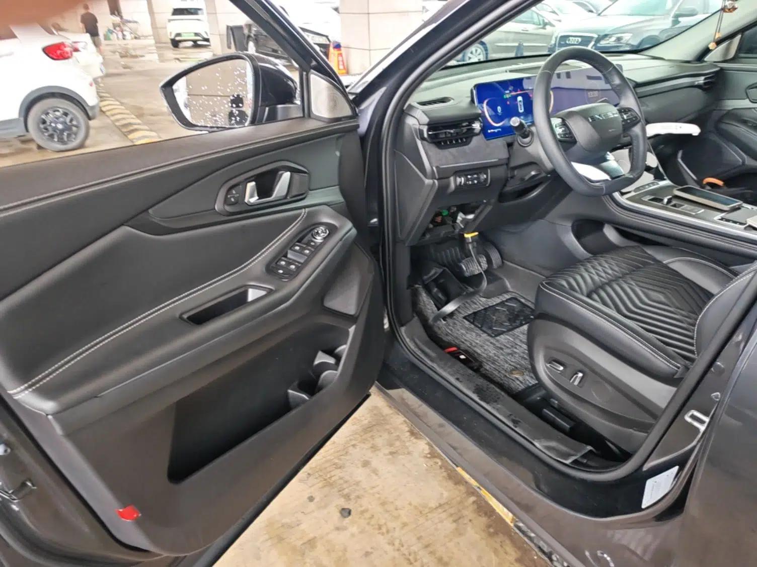 EXEED Lingyun 2023 300T Two-Wheel Drive Starry Edition — миниатюра 18