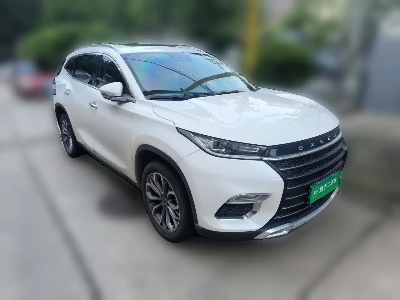 EXEED Lingyun 2019 1.6T Two-Wheel Drive Diamond Edition — миниатюра 3