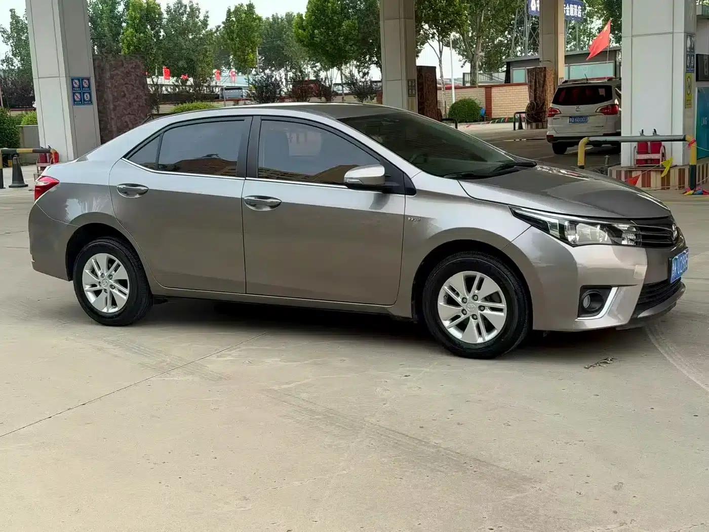 2014 Corolla 1.6L CVT GL — миниатюра 1