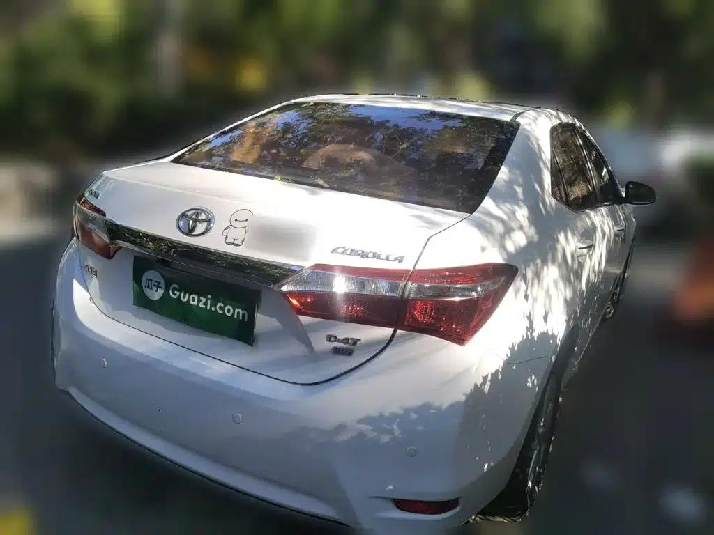2017 Corolla 1.2T CVT GL-i — миниатюра 4