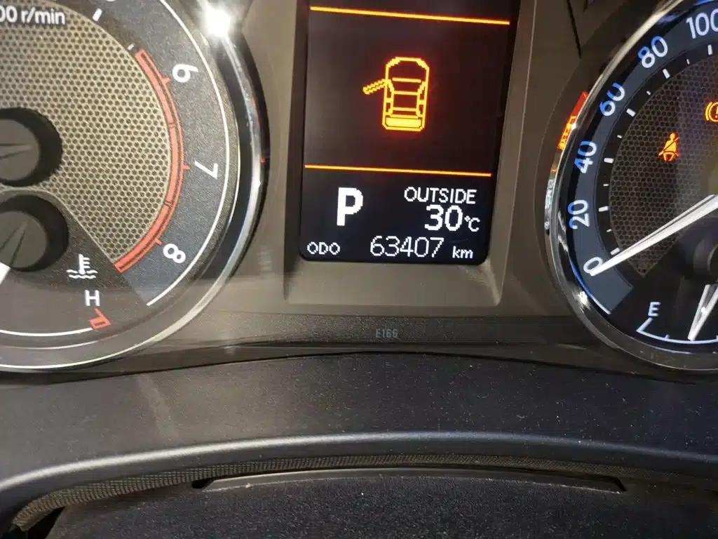 2017 Corolla 1.2T CVT GL-i — миниатюра 8