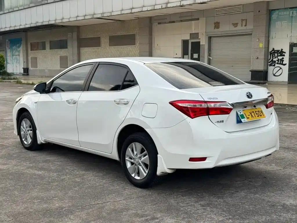 2014 Corolla 1.6L CVT GL — миниатюра 7