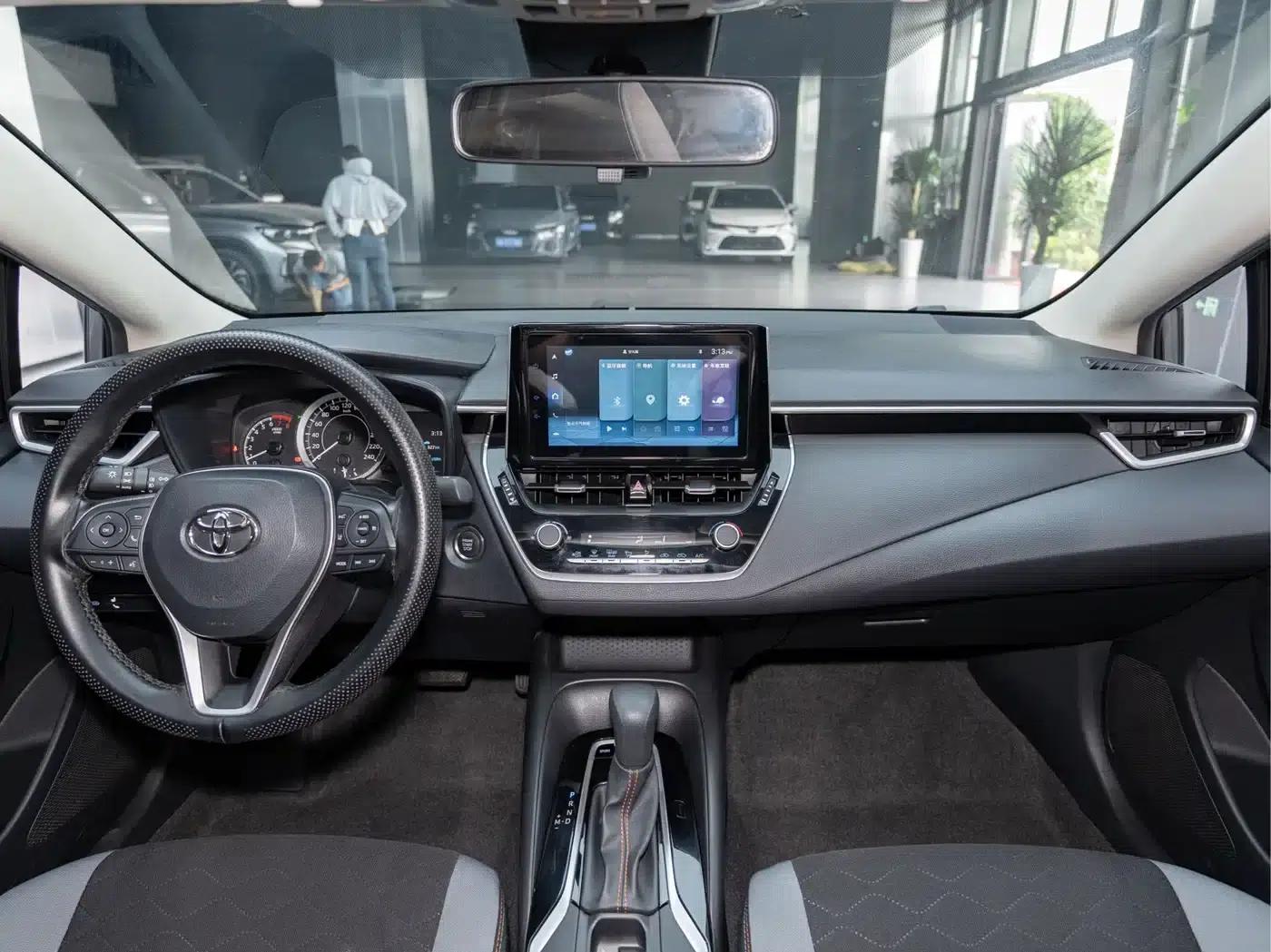 2023 Toyota Corolla 1.2T Elite Edition — миниатюра 16