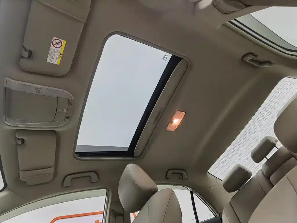 2013 Toyota Corolla Special Edition 1.8L CVT GL-i — миниатюра 14