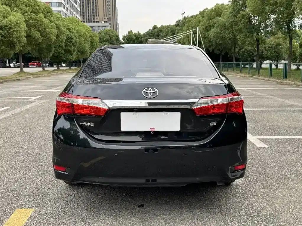 2016 Toyota Corolla 1.6L CVT GL-i Cool Edition — миниатюра 3
