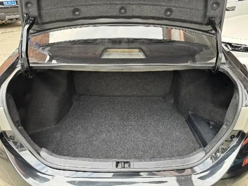 2016 Toyota Corolla 1.6L CVT GL-i Cool Edition — миниатюра 4
