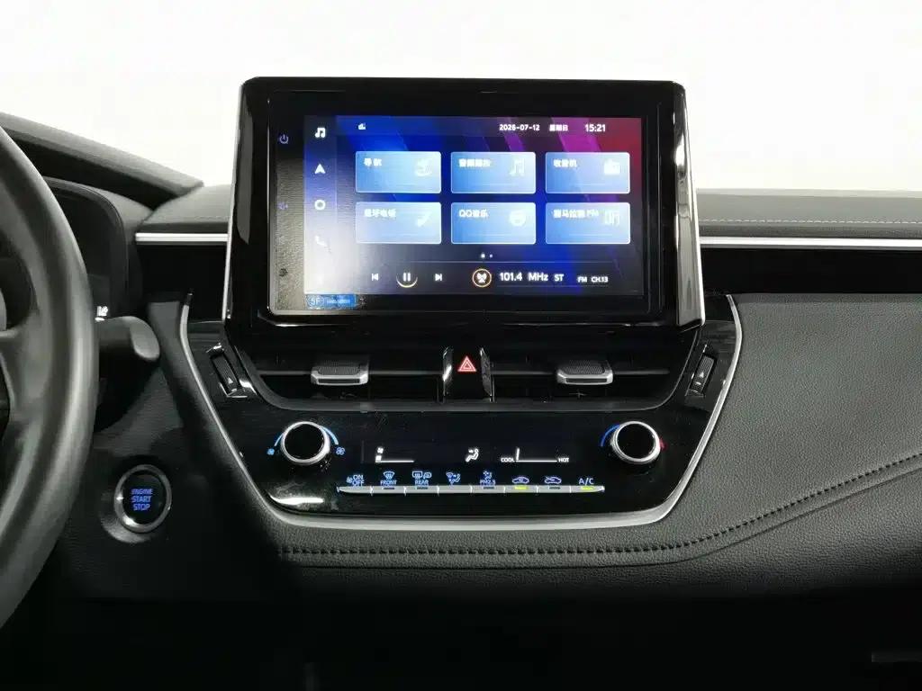 2021 Toyota Corolla 1.2T S-CVT Luxury Edition — миниатюра 12
