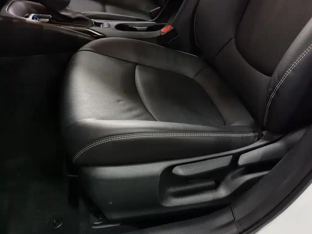 2021 Toyota Corolla 1.2T S-CVT Luxury Edition — миниатюра 20