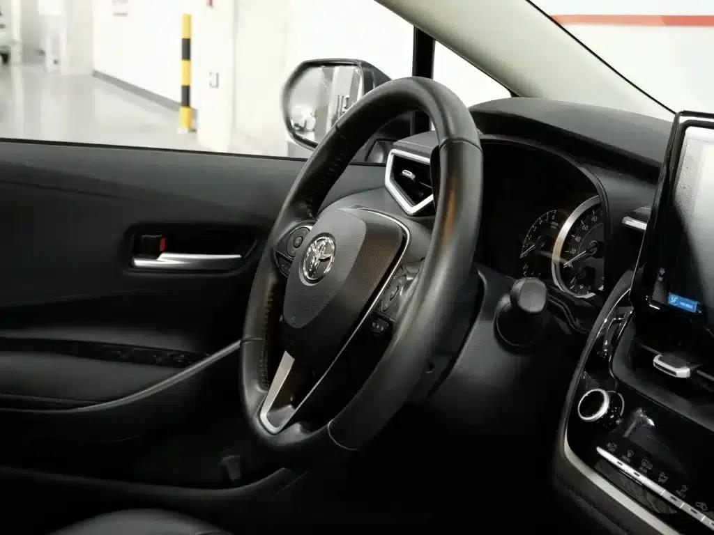 2021 Toyota Corolla 1.2T S-CVT Luxury Edition — миниатюра 22