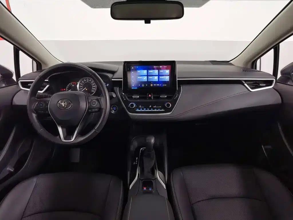 2021 Toyota Corolla 1.2T S-CVT Luxury Edition — миниатюра 5