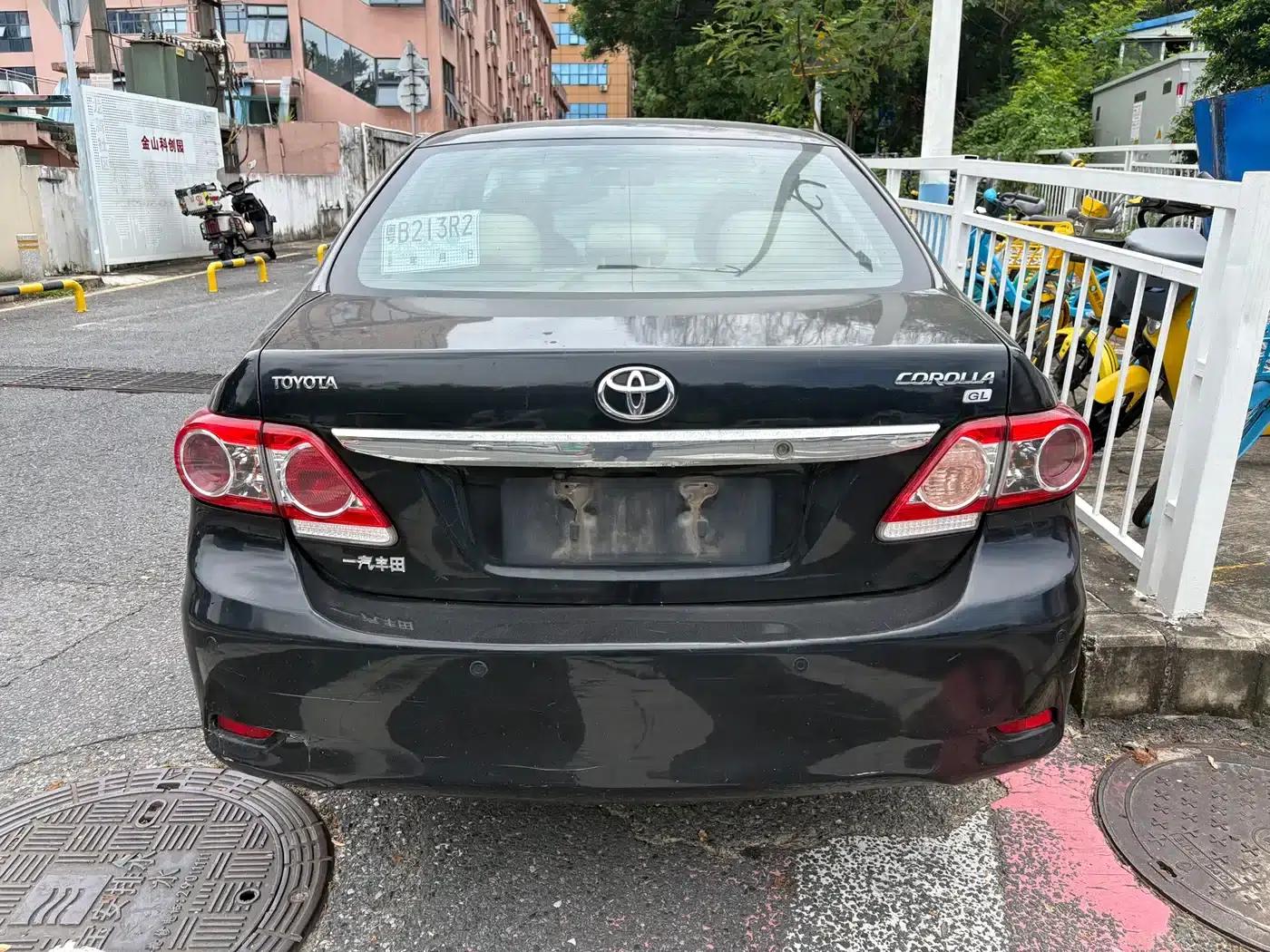 2011 Corolla 1.6L Automatic GL — миниатюра 4