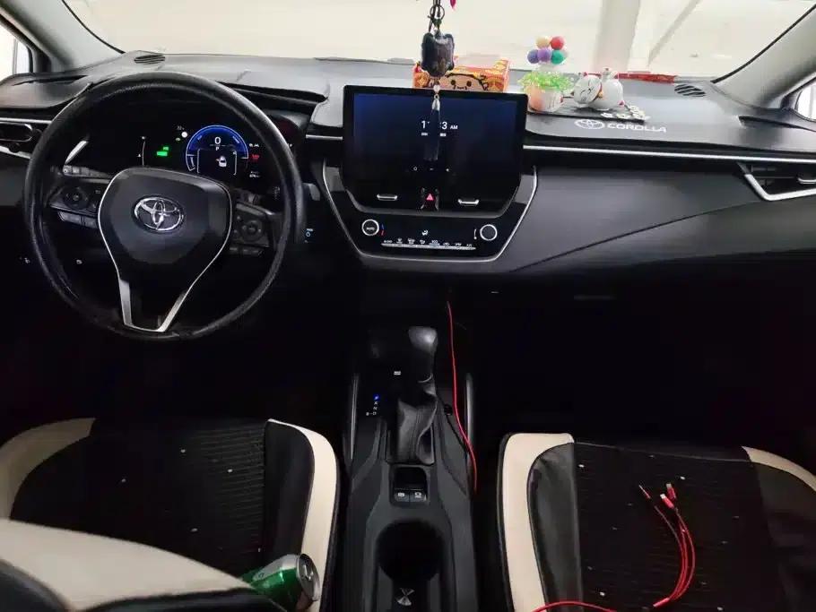2023 Toyota Corolla 1.8L Intelligent Hybrid Elite Edition — миниатюра 12