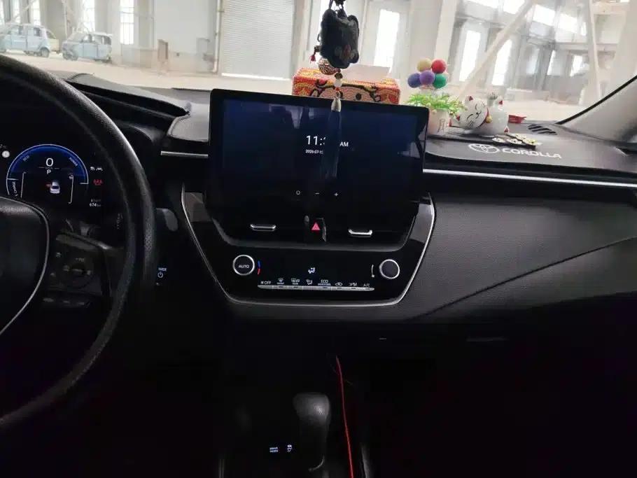 2023 Toyota Corolla 1.8L Intelligent Hybrid Elite Edition — миниатюра 13
