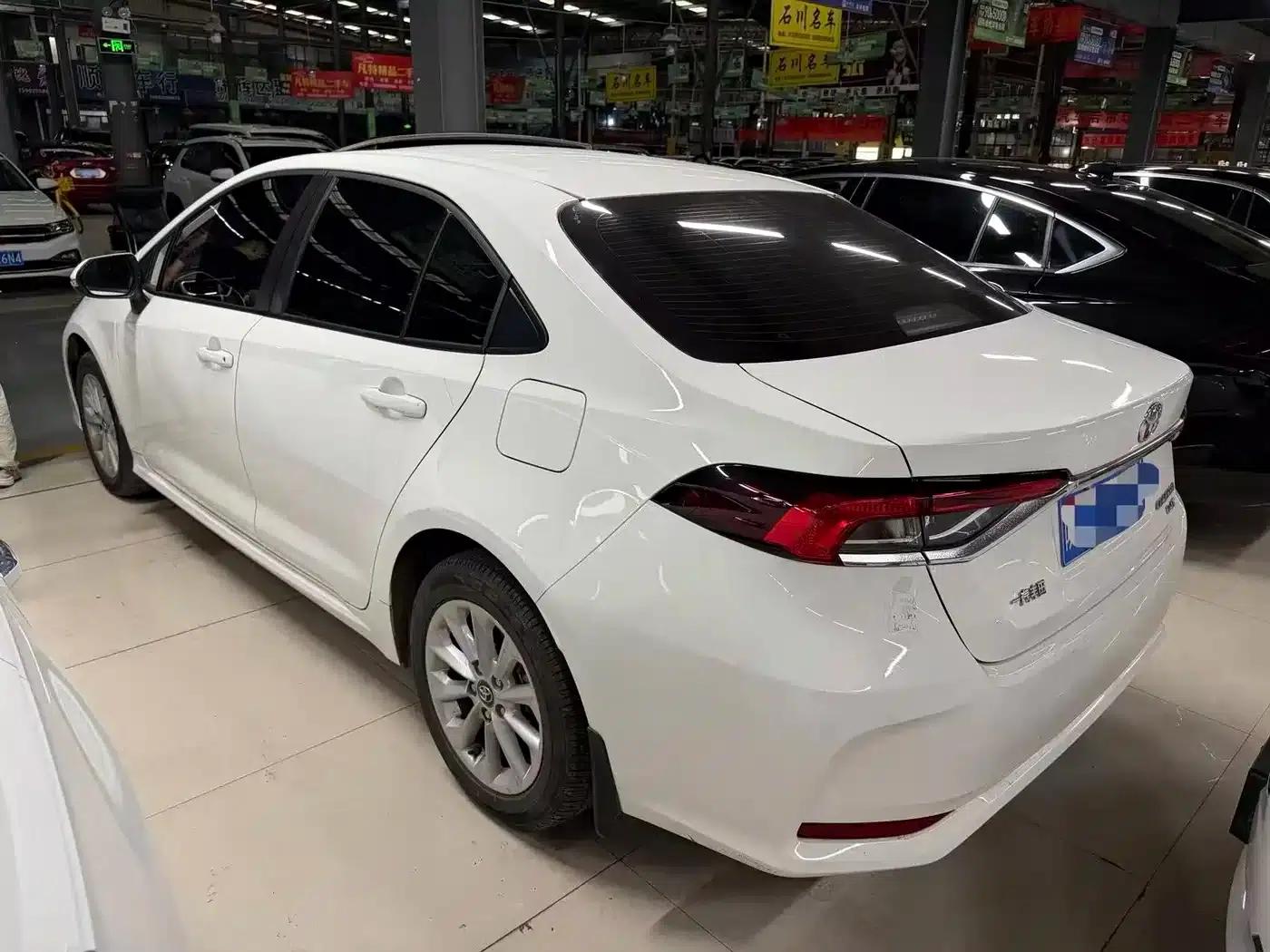 2021 Toyota Corolla 1.2T S-CVT Luxury Edition — миниатюра 6