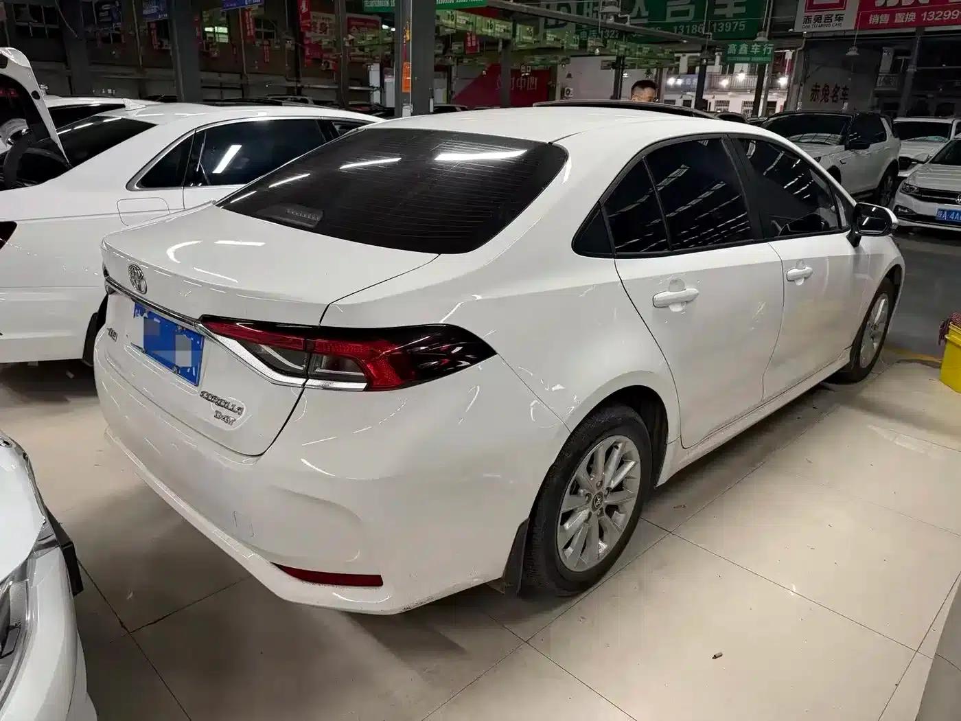 2021 Toyota Corolla 1.2T S-CVT Luxury Edition — миниатюра 7