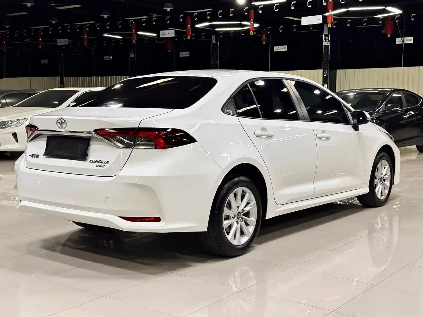 2023 Toyota Corolla 1.2T Elite Edition — миниатюра 11